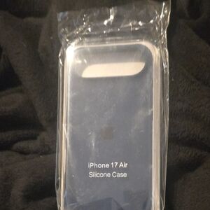 Apple iPhone 17 Air Silicone Case - Dark Gray